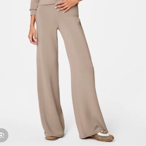 Spanx AirEssentials Wide Leg Pant